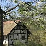 豪特科尼斯堡度假屋 坦嫩基什